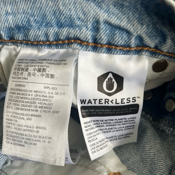 Levi's Blue Jean Shorts Crop Tie Front - Picture 8 of 9